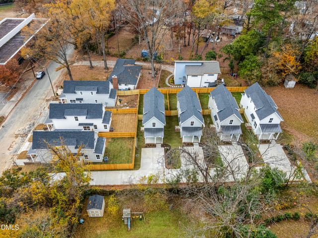 402 D Chamberlin Avenue, Durham, NC 27704