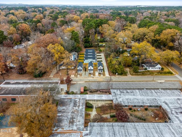 402 D Chamberlin Avenue, Durham, NC 27704