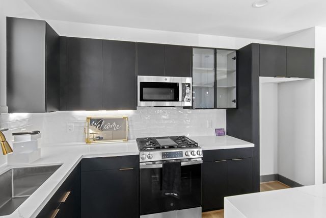 4805 Paula Units A Street, Houston, TX 77033