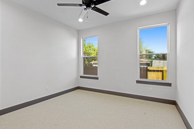 4805 Paula Units A Street, Houston, TX 77033