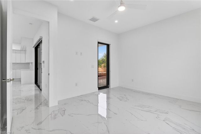 4107 16th ST SW, Lehigh Acres, FL 33976