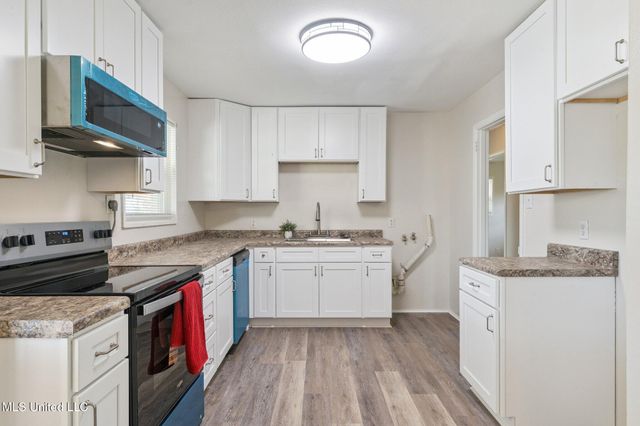 3311 Moreland Street, Pascagoula, MS 39567