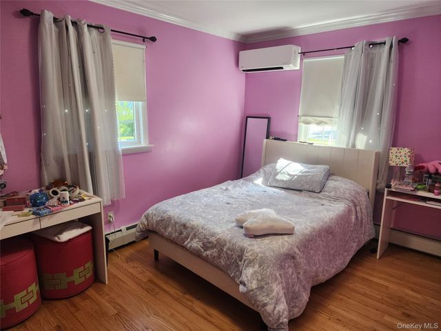 102 Meadow Lane, Poughkeepsie, NY 12603