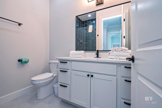 801 Kingston Lane, Gulf Shores, AL 36542