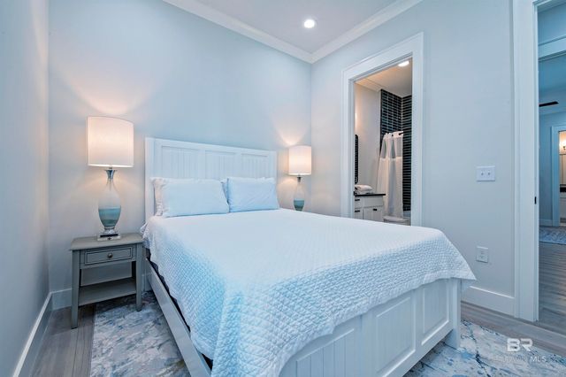 801 Kingston Lane, Gulf Shores, AL 36542