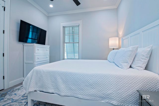 801 Kingston Lane, Gulf Shores, AL 36542