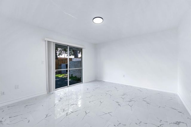 1616 Redway Lane, Houston, TX 77062