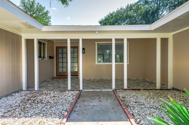 1616 Redway Lane, Houston, TX 77062