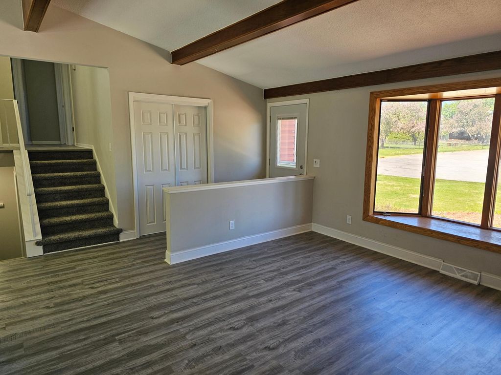 748 82nd Avenue NE, Spring Lake Park, MN 55432 — photo 3