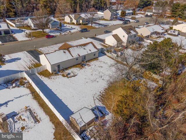 9 FOX COVE DR, Millville, NJ 08332