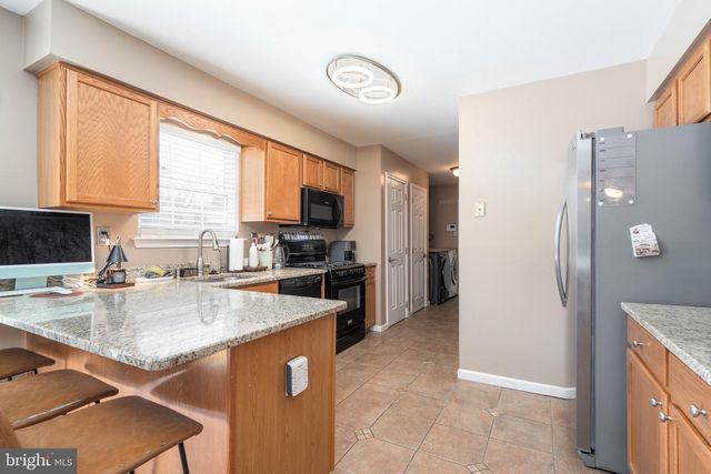 9 FOX COVE DR, Millville, NJ 08332