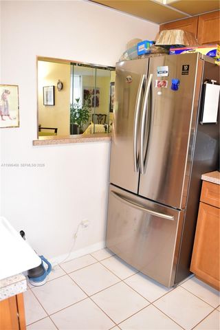 9881 Sunrise Lakes Blvd 207, Sunrise, FL 33322