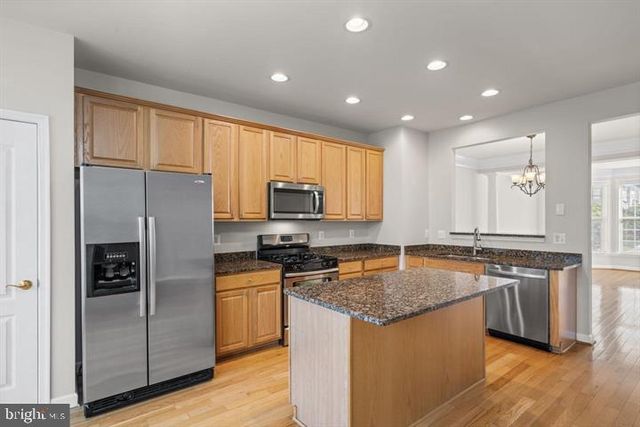43770 LEES MILL SQ, Leesburg, VA 20176