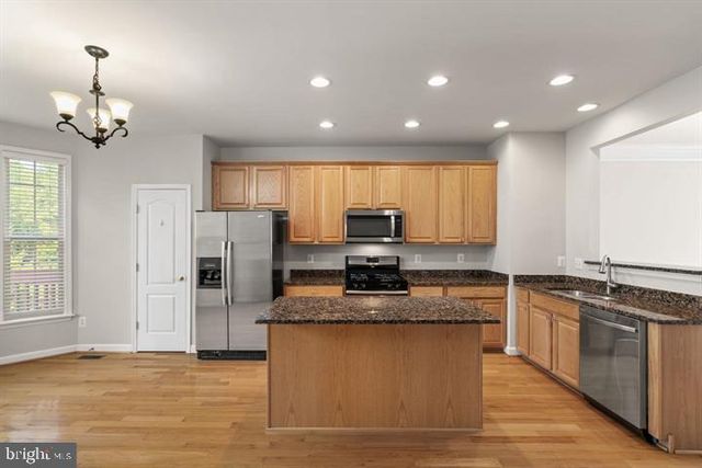 43770 LEES MILL SQ, Leesburg, VA 20176