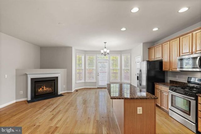 43770 LEES MILL SQ, Leesburg, VA 20176