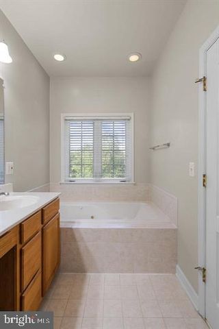 43770 LEES MILL SQ, Leesburg, VA 20176