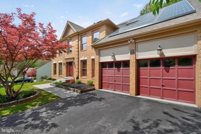 713 BRANDON GREEN DR, Silver Spring, MD 20904