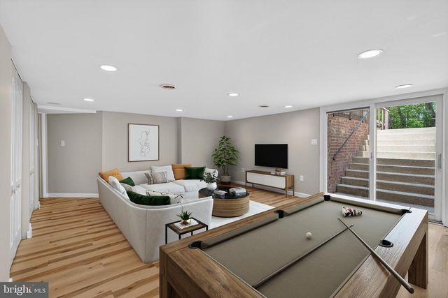 713 BRANDON GREEN DR, Silver Spring, MD 20904