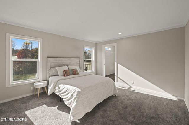 20 Pumpkintown Rd, Lafayette, TN 37083