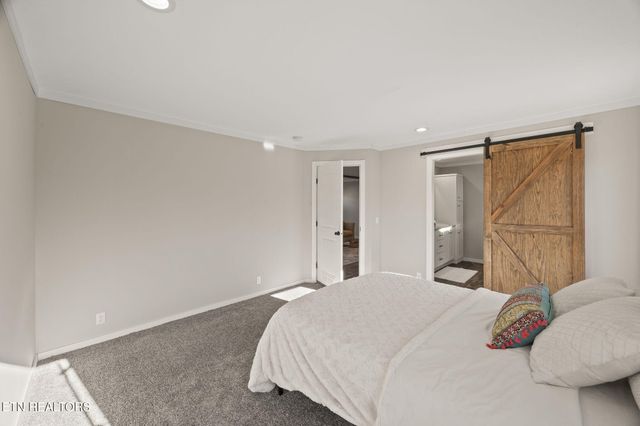 20 Pumpkintown Rd, Lafayette, TN 37083