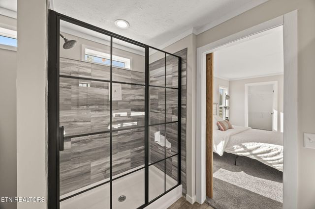 20 Pumpkintown Rd, Lafayette, TN 37083