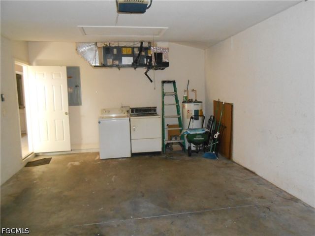 4507 20th ST SW, Lehigh Acres, FL 33973