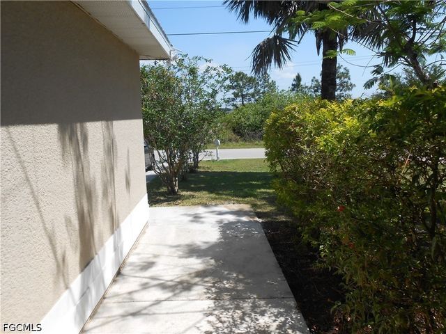 4507 20th ST SW, Lehigh Acres, FL 33973