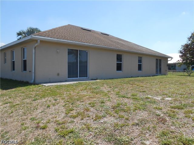 4507 20th ST SW, Lehigh Acres, FL 33973