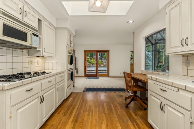136 Orchard St, Nevada City, CA 95959