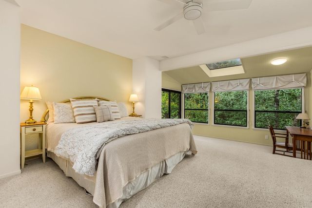 136 Orchard St, Nevada City, CA 95959