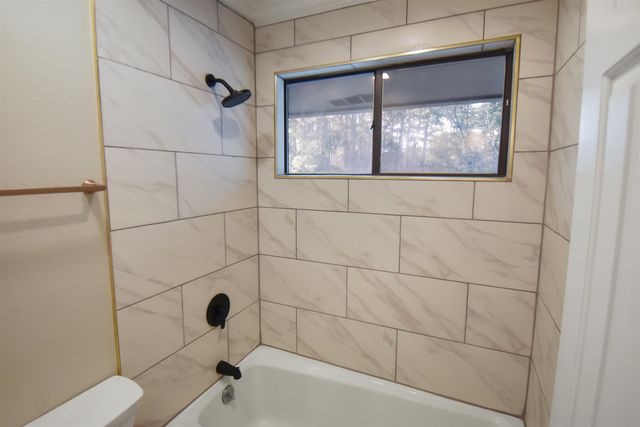 18919 Forest Ln, Flint, TX 75762