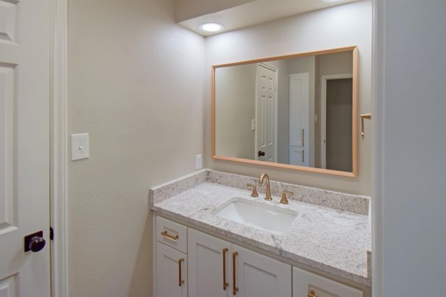 18919 Forest Ln, Flint, TX 75762