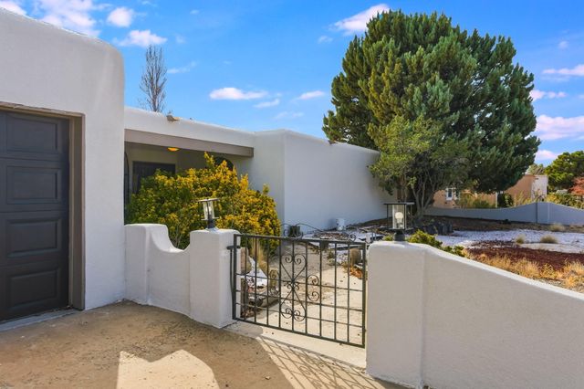 4004 Saint Andrews Drive SE, Rio Rancho, NM 87124