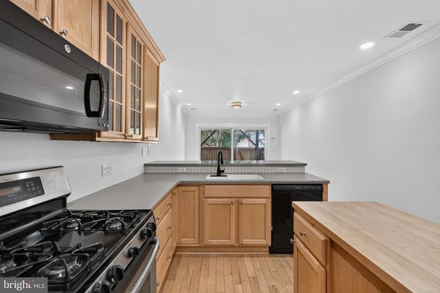738 E FORT AVE, Baltimore, MD 21230