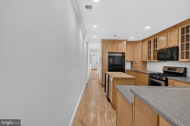 738 E FORT AVE, Baltimore, MD 21230