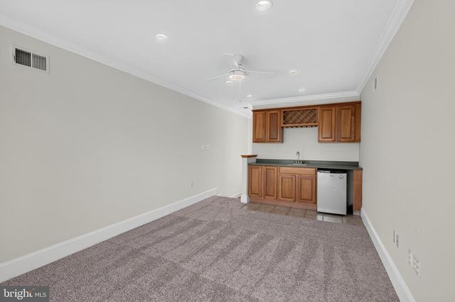 738 E FORT AVE, Baltimore, MD 21230