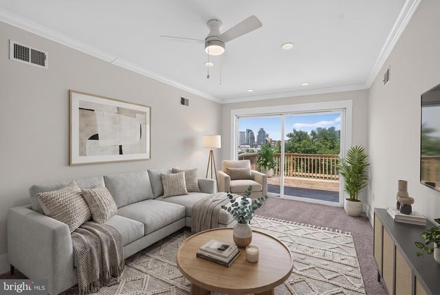 738 E FORT AVE, Baltimore, MD 21230