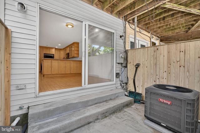 738 E FORT AVE, Baltimore, MD 21230