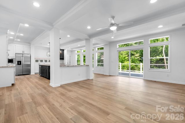 7006 Waterfront Place, Granite Falls, NC 28630