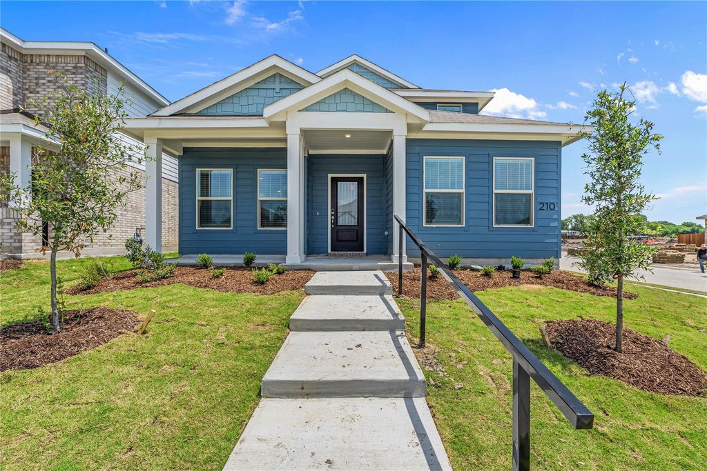 210 Monarch Way, Wylie, TX 75098