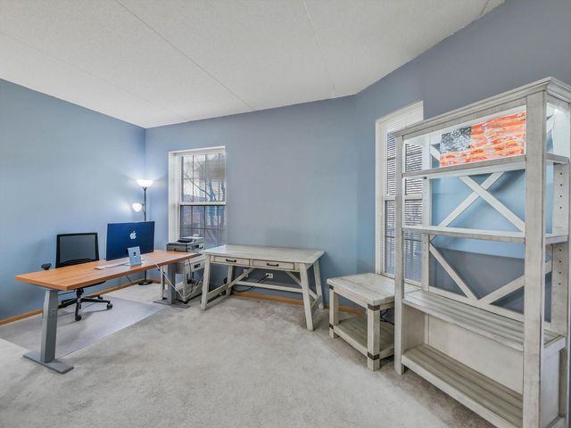 3135 Town Square Drive 104, Rolling Meadows, IL 60008
