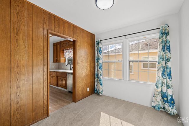 2416 Barnett Street, Bakersfield, CA 93308