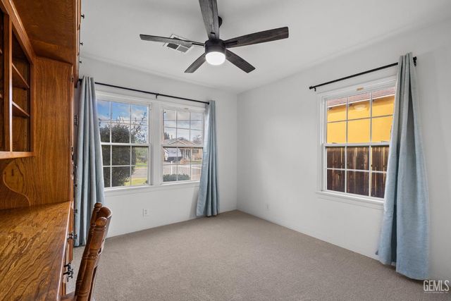 2416 Barnett Street, Bakersfield, CA 93308