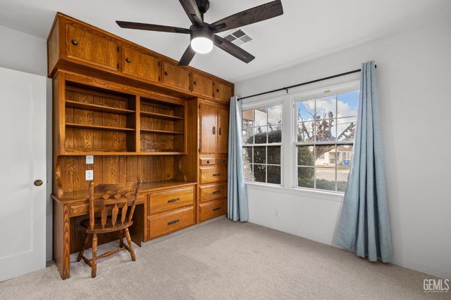 2416 Barnett Street, Bakersfield, CA 93308