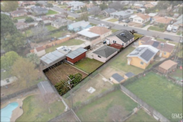 2416 Barnett Street, Bakersfield, CA 93308