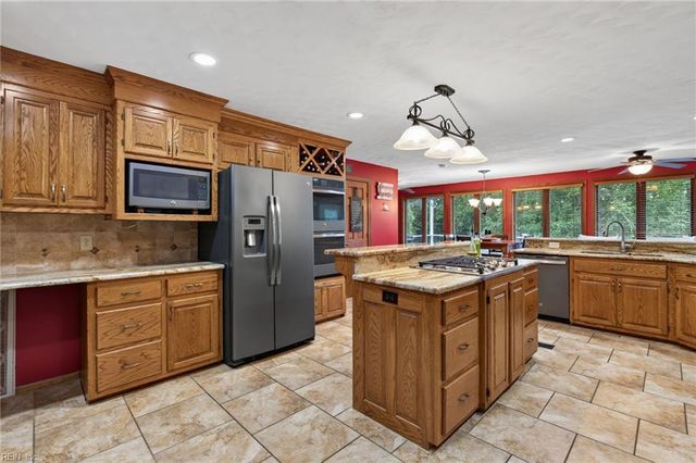 3700 Riverwood CRES, Chesapeake, VA 23322