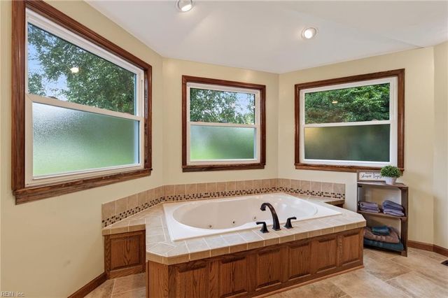 3700 Riverwood CRES, Chesapeake, VA 23322