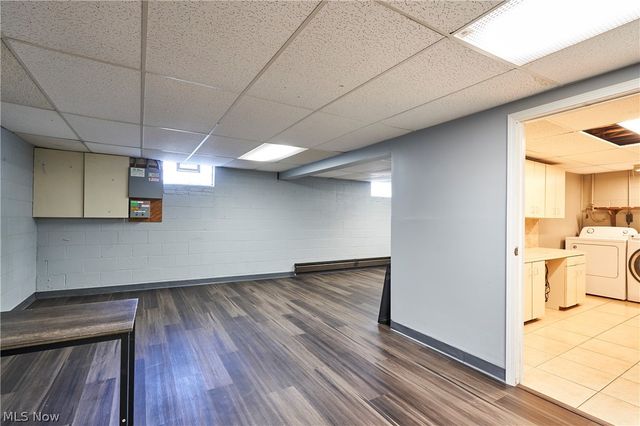 8585 Carmichael Drive, Chesterland, OH 44026