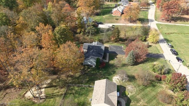 8585 Carmichael Drive, Chesterland, OH 44026