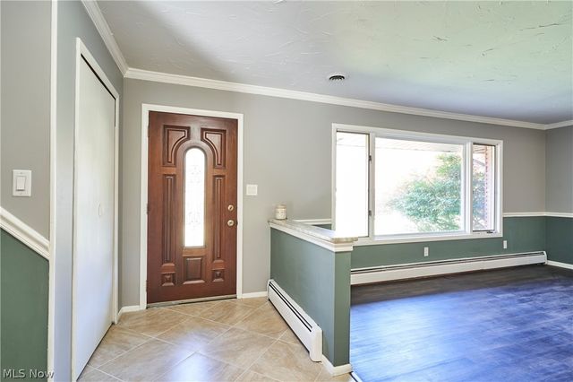 8585 Carmichael Drive, Chesterland, OH 44026